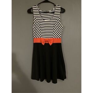 Flashing Lights Black White Pink Bow Sleeveless Dress Size Medium